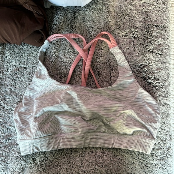 Lululemon sports bra - Picture 1 of 2